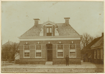 60 Het gemeentehuis voor de verbouwing, 1900-1910