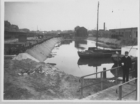 2985 Oud bruggetje bij spoorwegdok, achter het hoofdstation, 1927