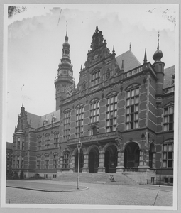 3735 Groningen : Broerstraat : Academiegebouw / Herwig, R.H., 1910-1930