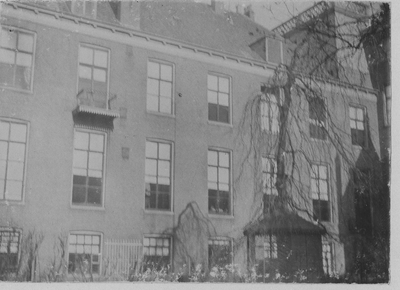 3743 Broerstraat : Academiegebouw : achterzijde / Folkers, J.J., 1900-1905
