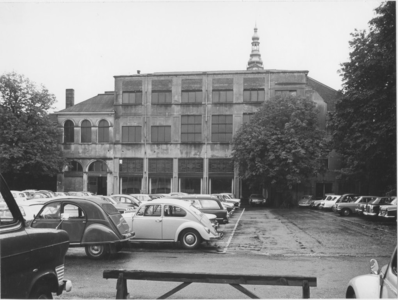 12874 Groningen : Oude Kijk in 't Jatstraat 26 : Harmoniegebouw : achterzijde / Bureau Voorlichting gemeente Groningen, 1967