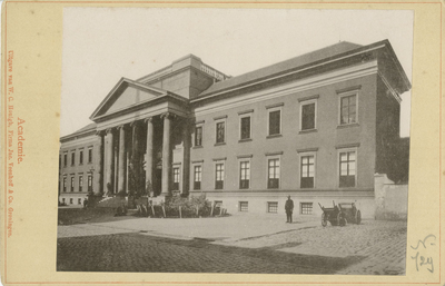 44 Broerstraat : oude academiege, 1880-1900