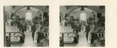 38 Praediniussingel 59 : Groninger Museum : interieur : zandstenen voorwerpen, ca 1930