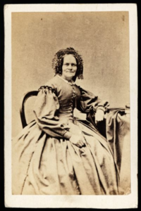 18 Neeltje Cornelia Boon-Vrij, geboren 1804 te Brielle, overleden 25-11-1874 te Groningen, 1870