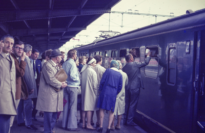1 Vertrek vanaf Station Groningen, 1969-05-28