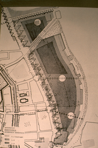 184 Historie serie - RUG - academiegebouw en plattegronden met RuG-lokaties, 1994