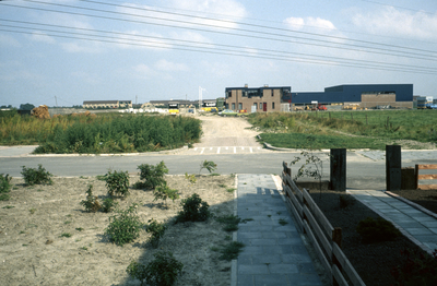 999 Oosterhoogebrug - Ulgersmaborg-Zuid - nieuwbouwwoningen, ca 1979