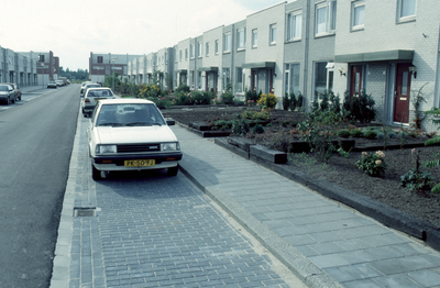 1101 Oosterhoogebrug - De Hunze - nieuwbouwwoningen - AAS en Steenhuis / Emaar, Chris, 1993