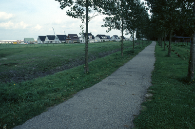 1104 Oosterhoogebrug - De Hunze - vrijstaande woningen - vrije sektor / Emaar, Chris, 1993