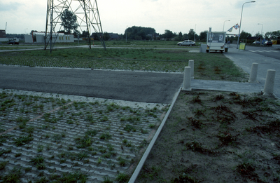1116 Oosterhoogebrug - De Hunze - toegangswegen en groenvoorzieningen / Emaar, Chris, 1993