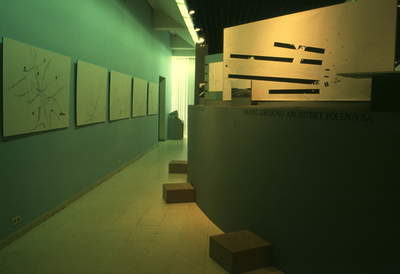 2582 Stadsmarkering - tentoonstelling in Groninger Museum / Zet, Siem van 't, 1990