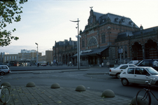 3868 Verbindingskanaalzone - aanzicht NS-station - CS Groningen - na de restauratie / Zet, Siem van 't, 2002