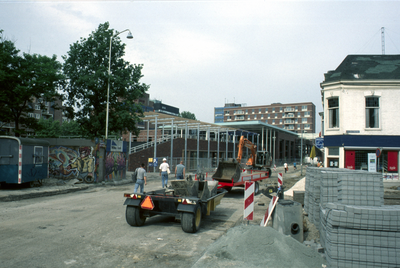 5696 Westerhaven - nieuwbouw winkelcentrum en parkeergarage - complex in aanbouw - complex gezien ... / Melotte, E., 2001
