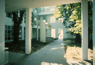 5728 Architectuur Museum Frankfurt / Richard Meier / diversen / onbekend, 1989