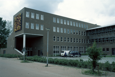 7582 Helpman - Gomarus College / Aerophoto Eelde, 1999