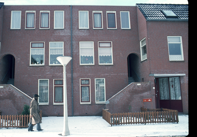 7812 Diverse projecten - stadsvernieuwing met woningbouw rond het centrum: oost en zuid, 1993