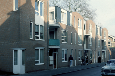 7815 Diverse projecten - stadsvernieuwing met woningbouw rond het centrum: oost en zuid, 1993