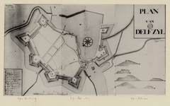 3731 Foto van de kaart: Plan van Delfzijl. Plattegrond van de vesting Delfzijl met doorsneden der vestingwerken, 1600-1700