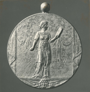 10442 Medaille: (van) W.A.D.W., 1946