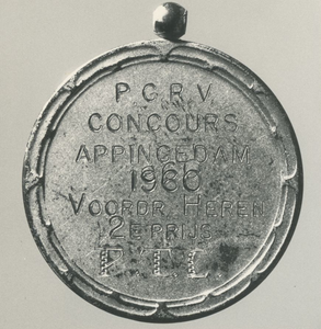 10382 Medaille achterzijde: (van) P.T.C., 1960
