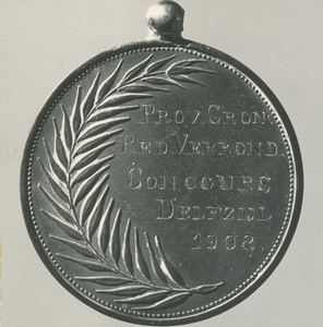 10363 Medaille achterzijde: (van) J.M. de Waard, 1908