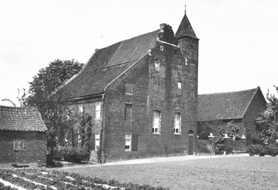 100.606a Pand de Toren aan de Eiermarkt Nr.25 (vroeger 17) in Maasniel