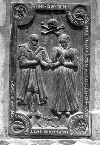 170.397a Grafsteen Matthis Maroyen en echtgenote