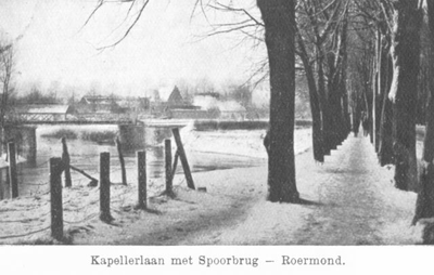 52.663d De Kapellerlaan met de spoorbrug.