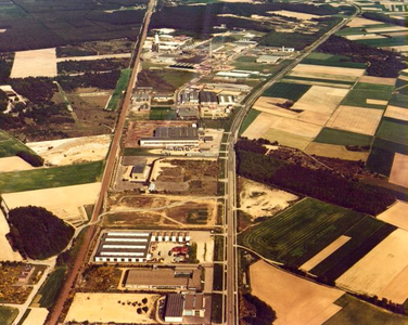 150.208 Luchtfoto van het industrieterrein Heide Roerstreek in Z.O. richting