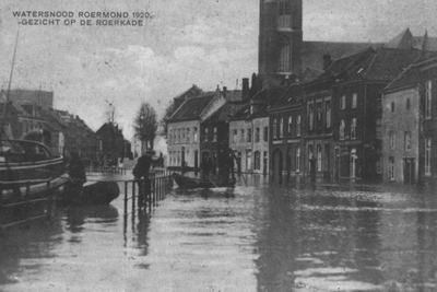 1920.A3c Hoog water te Roermond