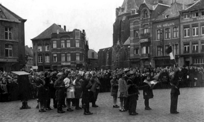 1945.D12b Viering van het bevrijdingsfeest op 6 juni