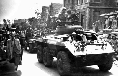 1945.D2a Viering van het bevrijdingsfeest op 6 juni