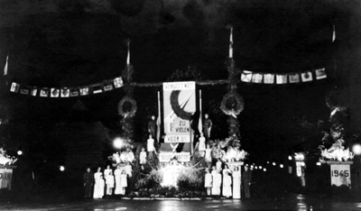 1945.Q2a 20 augustus bevrijdingsfeest Maasniel