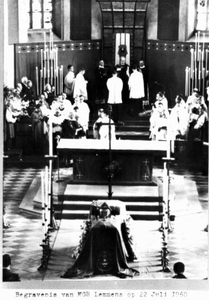 1960.C2a 22 juli; begrafenis van mgr. Lemmens
