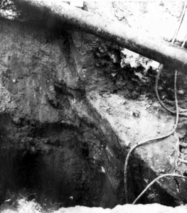 1966.H1c Opgravingen Roerkade-Visserstoren