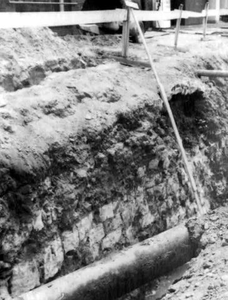 1966.H2f Opgravingen Roerkade-Visserstoren