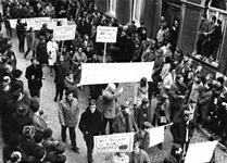 1968.C1b 11 maart, demonstratie t.g.v. pastoor Miedema in Roermond; kwestie het eikske
