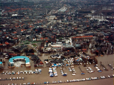 1993.C13 Voorstad St. Jacob en de binnenstad