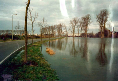 1993.C40d Hoog water te Roermond en Herten december 1993