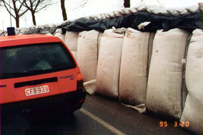 1995.D29c Maasstraat en de nooddijk
