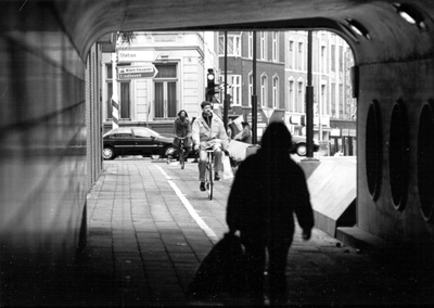 1998.B14b Een dagje Roermond - Foto's gemaakt door fotograaf Ralph Bult op Verschillende lokaties in Roermond. In de tunnel