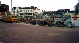 2000.H4b Herinrichting bestrating Stationsplein en Veldstraat aug/sept. 2000
