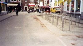 2000.H4c Herinrichting bestrating Stationsplein en Veldstraat aug/sept. 2000