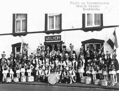 20F1 Fluit en trommelkorps Oranje Nassau 1975