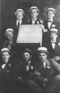 1925.C1 Uitgaansgezelschap de Kardiezers