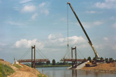 16.626c Montage van de brug over de Hambeek ter vervanging van de oude Rode brug
