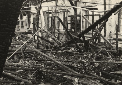 5.840c 24 -03-1969.; Brand in St.Christoffelhuis, verkoolde resten