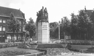 14.522c Verzetsmonument op het plein (ontwerper Charles Vos te Maastricht)