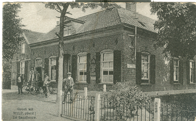 GAV-PK-W-038 Wilp; Rijksstraatweg; Kruidenierswinkel; Rechts postkantoor mret Telefoonmast, 1910 - 1912