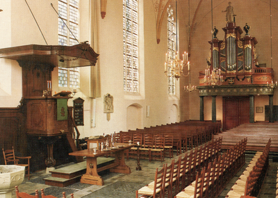 GAV-FLOR-50 Interieur van de N.H. kerk in Twello. Ongedateerd